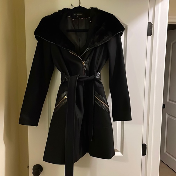 Via Spiga Jackets & Blazers - Via Spiga Assymetrical Faux Fur Collar Wrap Coat